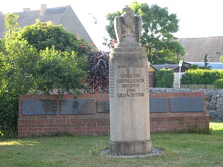 Rossow Gedenksteine für die beiden Weltkriege IMG 1229