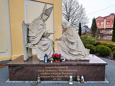 Pomnik św. Jana Pawła II i kard. Stefana Wyszyńskiego