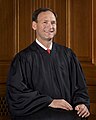 Judecător asociat al Curții Supreme a Statelor Unite Samuel Alito (JD, 1975)