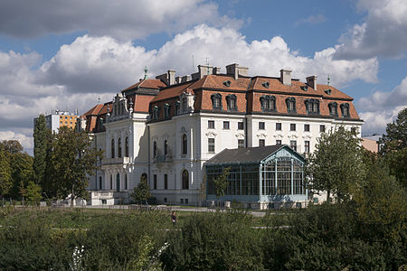 Schwechat Schloss Alkettenhof 2