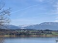 Simssee bei Baierbach – Blick auf Neukirchen