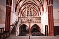 Blick in das Kirchenschiff vom Chorraum aus mit Orgelempore und Schöler-Orgel im Kloster Altenberg (Solms)