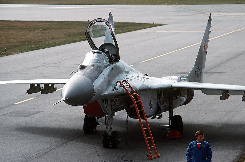 File:Soviet MiG-29 DF-ST-99-04977.JPG