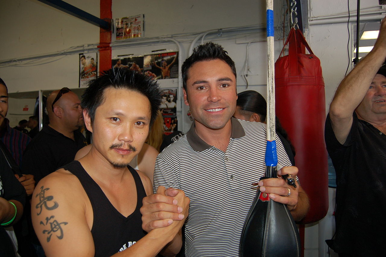 Oscar De La Hoya - Wikipedia