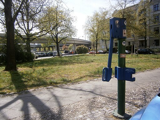 Straßenbrunnen04 Steglitz Florastraße (10)