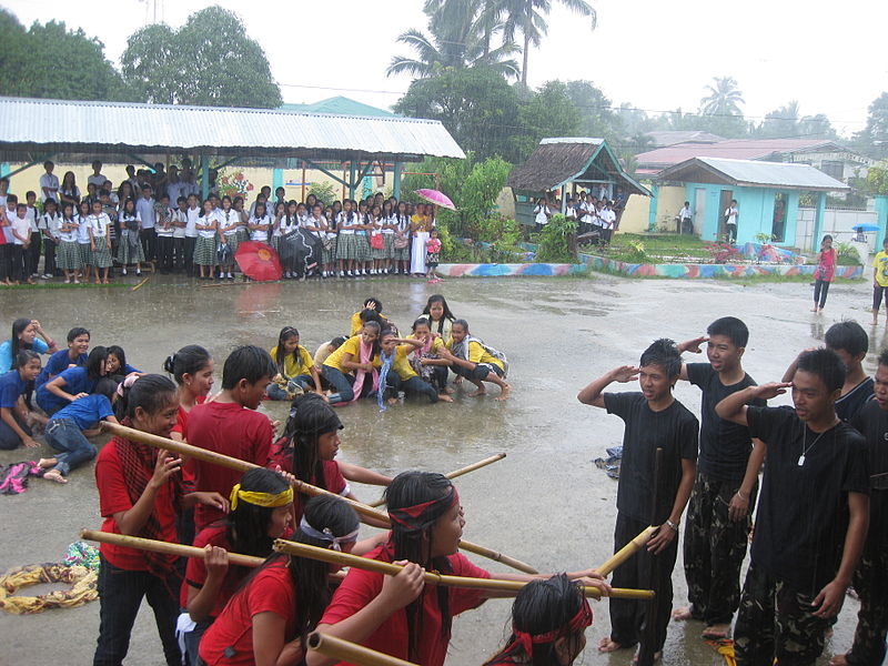 File:Students during the celebration of "Buwan ng Wika".JPG