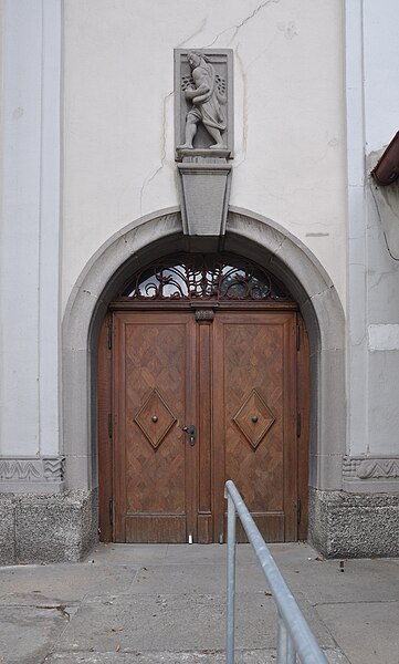 File:Stuttgart Gaisburger Kirche außen 11.jpg