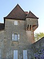 Français : Tour du château-mairie de Suaux, Charente, France