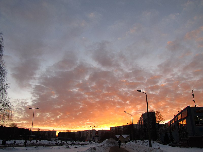 File:Sunset imanta - panoramio.jpg