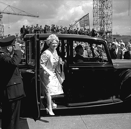 The Queen Mother arriving at Walker Naval Yard, June 1961