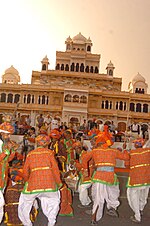 The Vice President, Mohammad Hamid Ansari witnessing a cultural programme at the closing ceremony of the Rajasthan Day at Jaipur on March 30, 2008.jpg