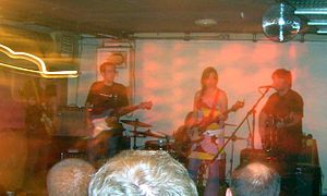 Tompaulin playing at RoTa, Notting Hill, 13 August 2005