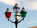 Particolare dei lampioni "tricolori" di piazza del Duomo, Tortona, Piemonte, Italia