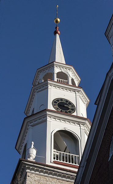 File:Trinity Chapel spire Frederick MD1.jpg