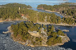 Lökholmen, Sandhamn: En holme norr om Sandhamn i Stockholms skärgård