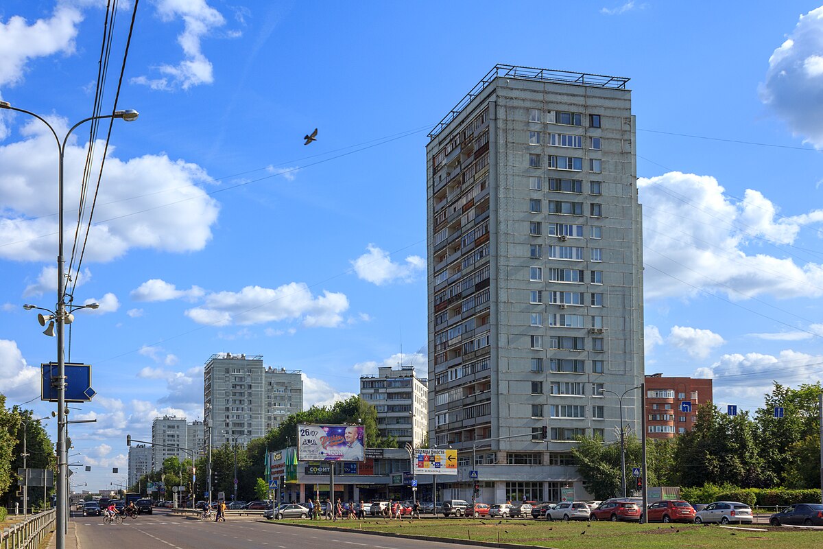 Файл:Tsentralnyy prospekt, Zelenograd.jpg — Википедия