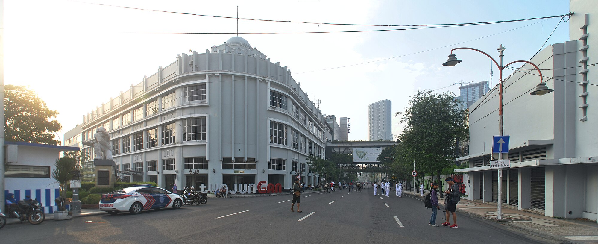 Tunjungan street and Siola building in Downtown Surabaya.
