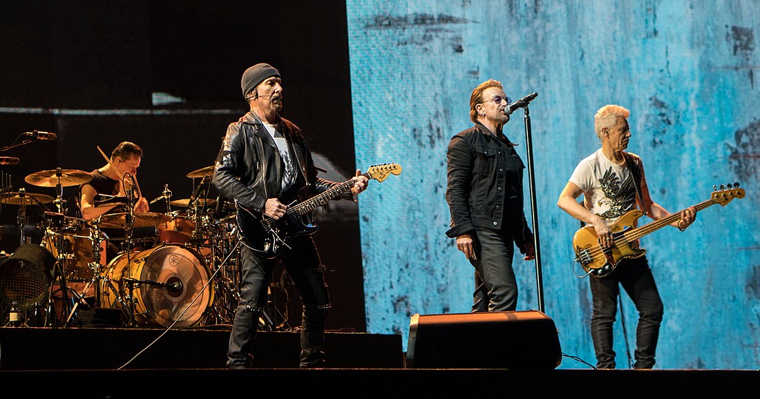 File:U2 on Joshua Tree Tour 2017 Brussels 8-1-17.jpg