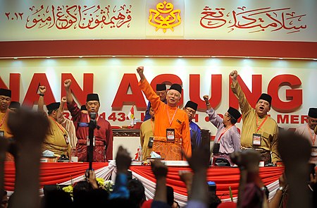 Fail:UMNO (8412857789).jpg