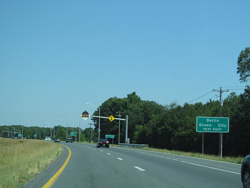 File:US Route 13 - Maryland (8134547110).jpg