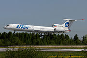 UTair Tupolev Tu-154M Dvurekov-3