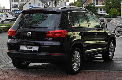 Volkswagen tiguan 2.0 tsi. Фольксваген Тигуан 2012 черный. Tiguan 2.0 TSI. Tiguan 1. Фольксваген Тигуан 4 мотион.