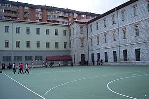 Valladolid colegio San Jose instalaciones deportivas 1 lou.JPG