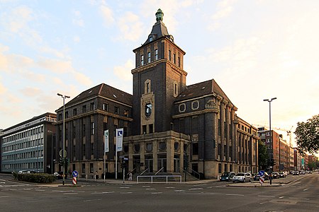 Verwaltungsgebäude Emschergenossenschaft, Essen, 2016