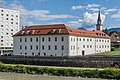 * Nomination «Villach Castle» on Burgplatz #1, inner city, Villach, Carinthia, Austria -- Johann Jaritz 03:04, 1 September 2021 (UTC) * Promotion  Support Good quality. --Knopik-som 03:20, 1 September 2021 (UTC)