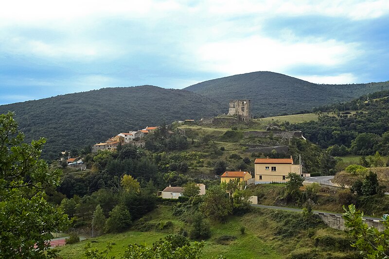 File:Village Le Vivier.jpg