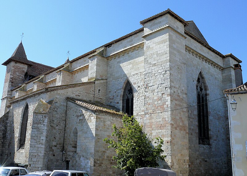 File:Villeréal - Eglise - Chevet -1.jpg