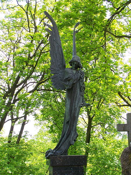 File:Vilnius - Rasos Cemetery 01.JPG