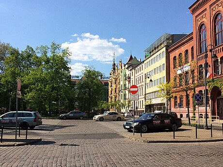 Northern frontage of Plac wolnosci from Gimnazjalna street