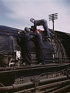 Women wipers at the roundhouse.jpg