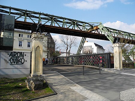 Wuppertal, Adlerbrücke, von S