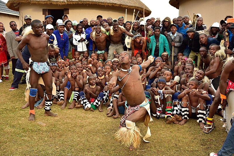 File:Zulu Culture, KwaZulu-Natal, South Africa (20325339910).jpg