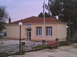 Училището в Негочани
