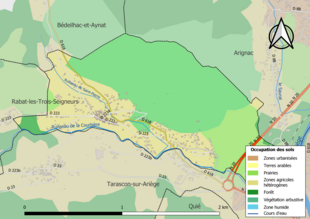 Barevná mapa znázorňující využití půdy.