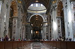 0 Nef - Basilique St-Pierre - Vaticaan.JPG