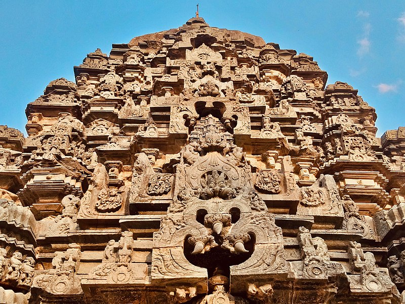 File:11th century Amritesvara temple, Annigeri, Karnataka India - 89.jpg