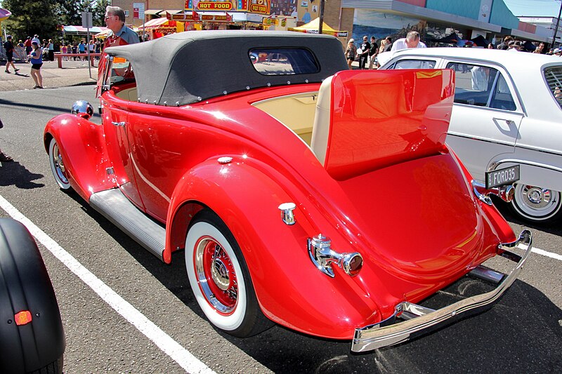 1935 Ford v8 roadster #2