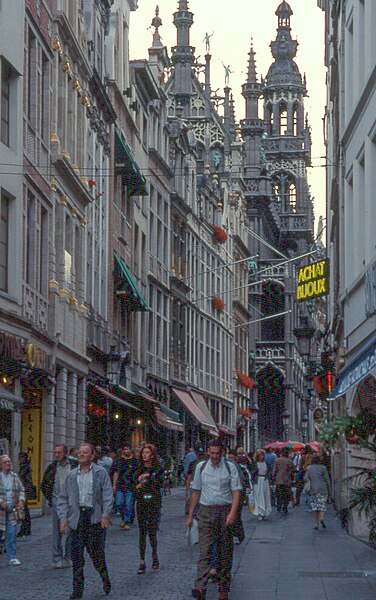 File:19990917 15 Grote Markt, Brussels.jpg