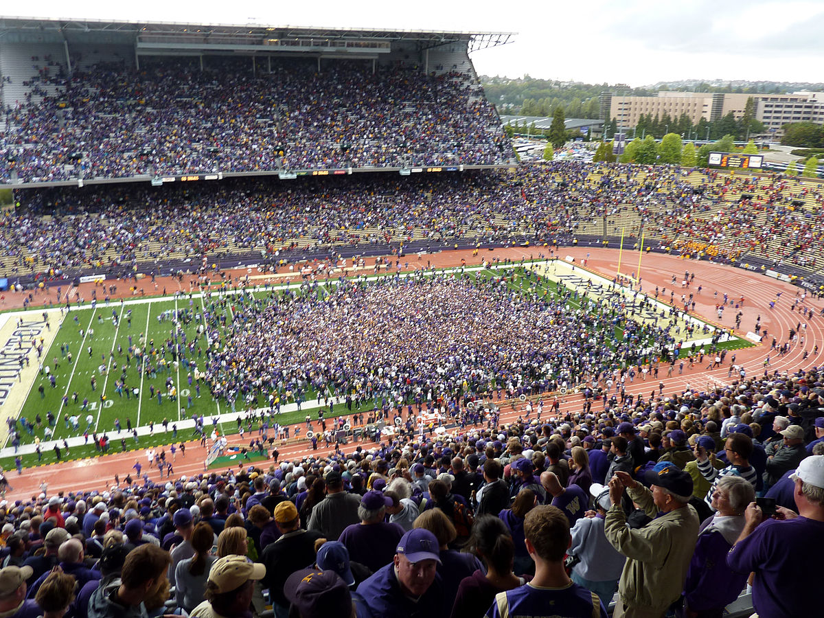 Husky Field - Wikipedia