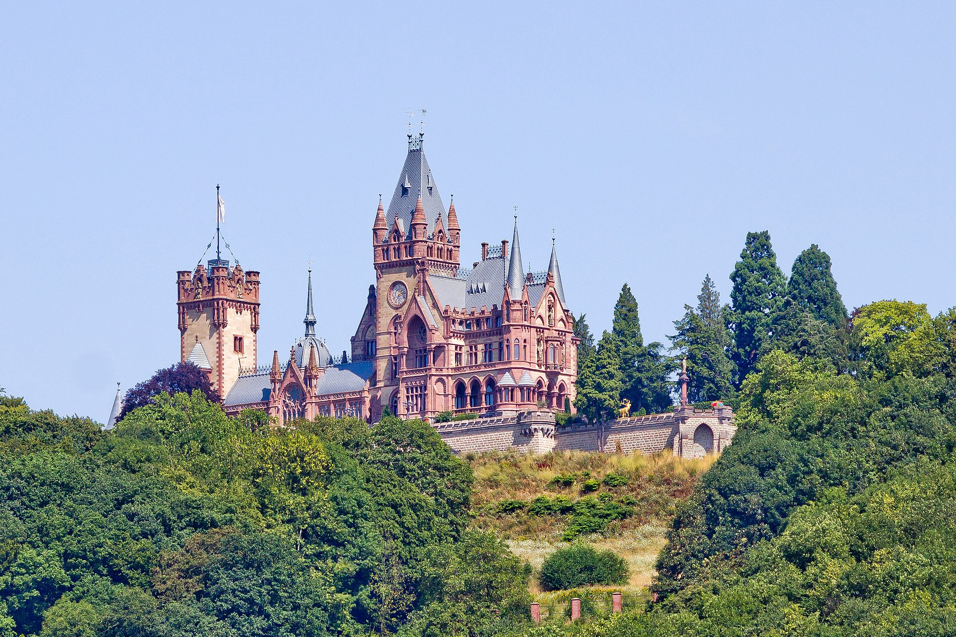 Замок дракона - Schloss Drachenburg, Германия