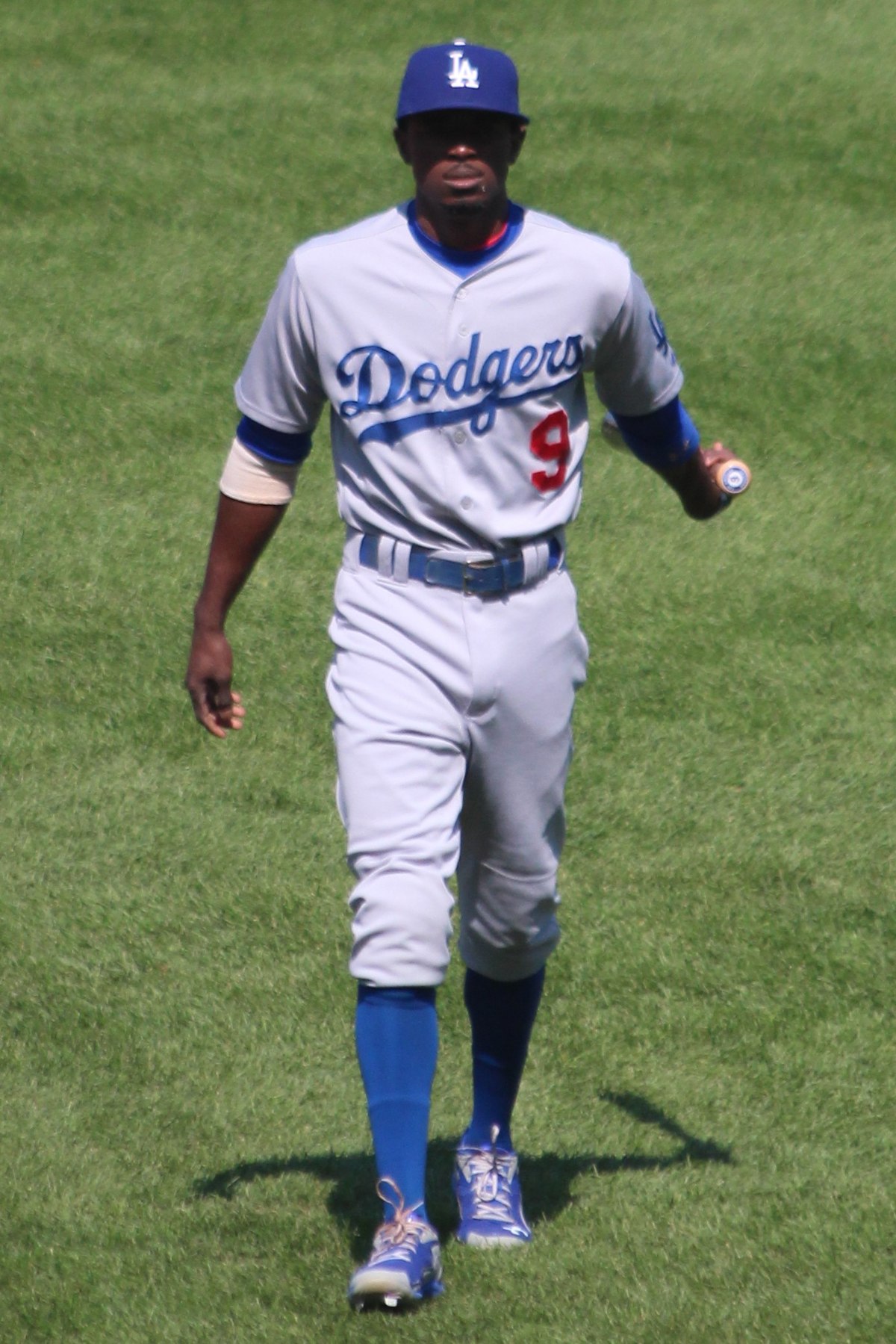 File:Dee Gordon (10132422715).jpg - Wikimedia Commons