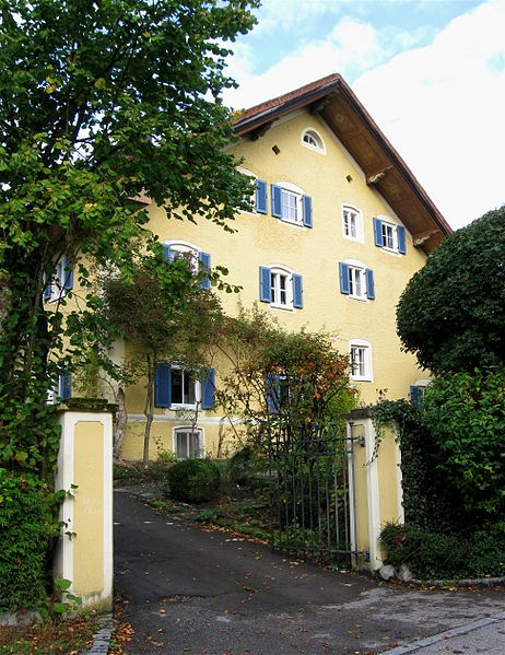 File:Altenburg 3 Feldkirchen-Westerham-1.jpg