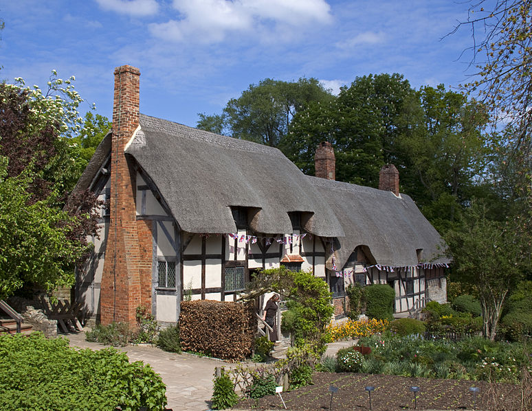 File:Anne Hathaways Cottage 1 (5662418953).jpg