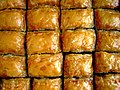 Baklava narezana na kocke