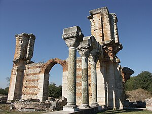 piliers, mur et colonnes