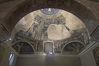 Battistero di San Giovanni in Fonte mit Mosaiken des 4. Jahrhunderts